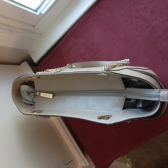 Michael Kors Blush Cream w/Gold Chains/Accents NEW🥰Excellent - Picture 7 of 10